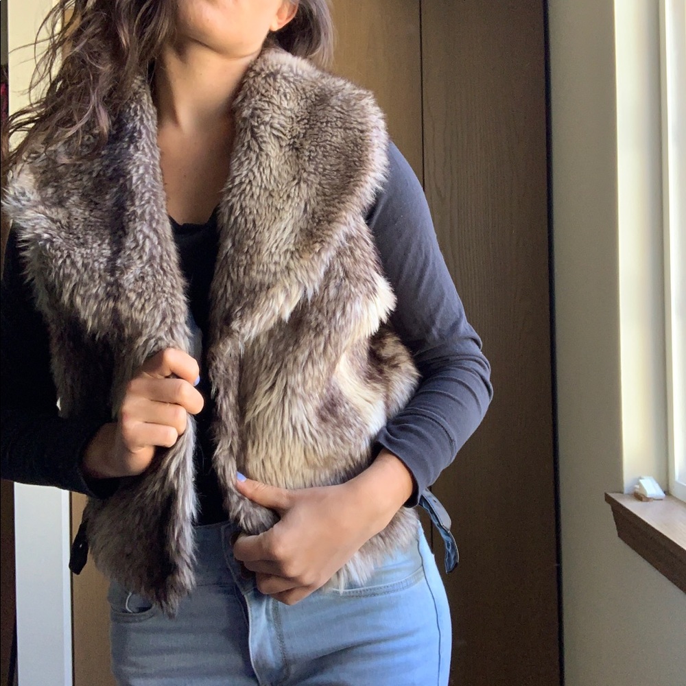 Candie’s Faux Fur Fashion Vest